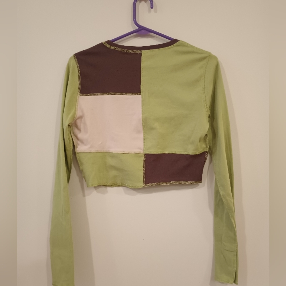 Kylie Patchwork long sleeve crop top - Picture 2 of 4